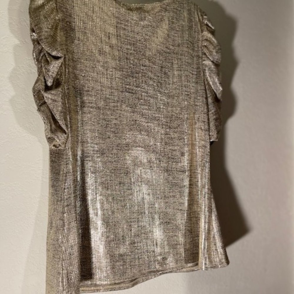Metallic Gold Top - Picture 6 of 8
